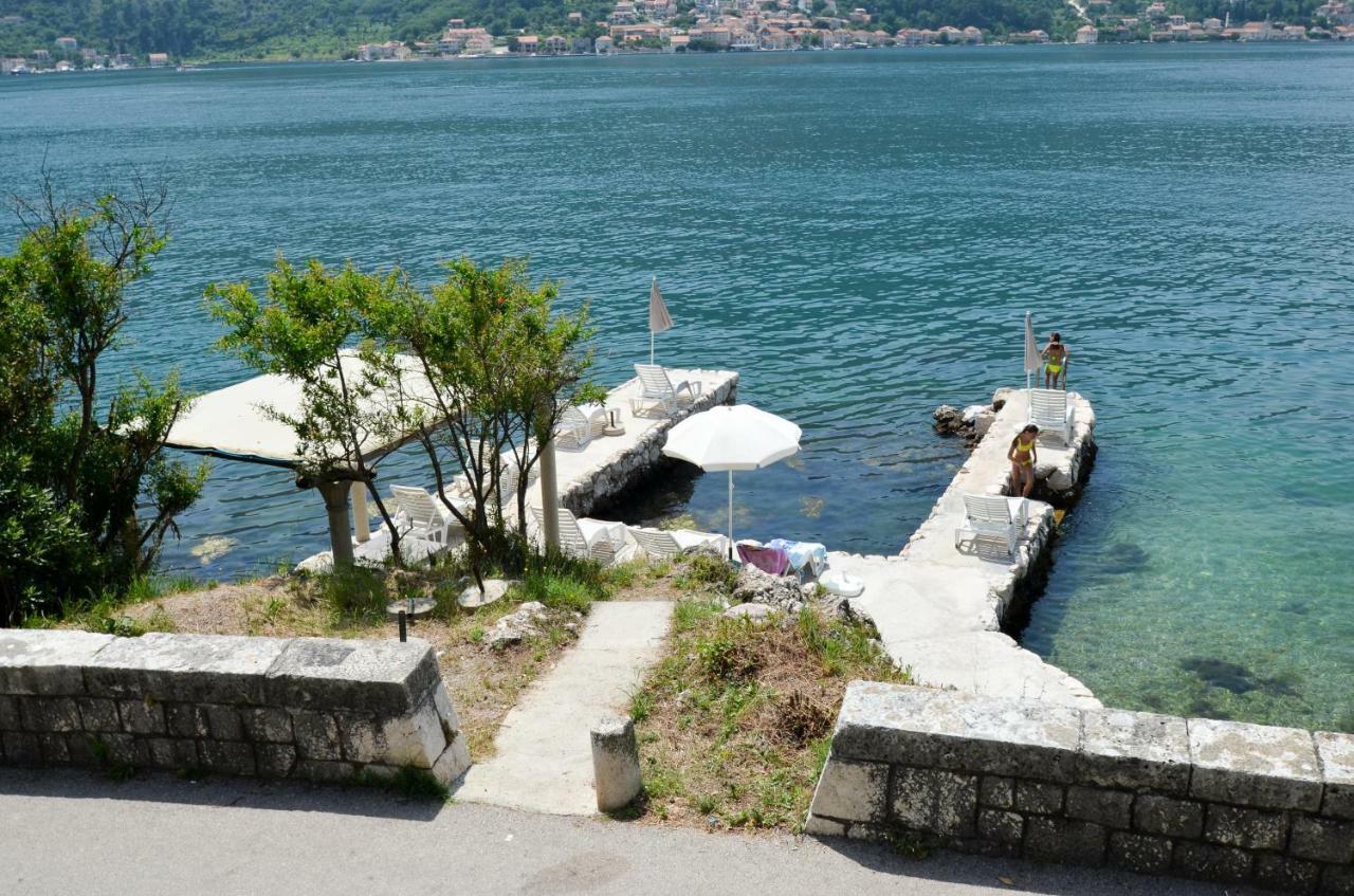Guesthouse Grotta Di Nicola Kotor Exterior photo