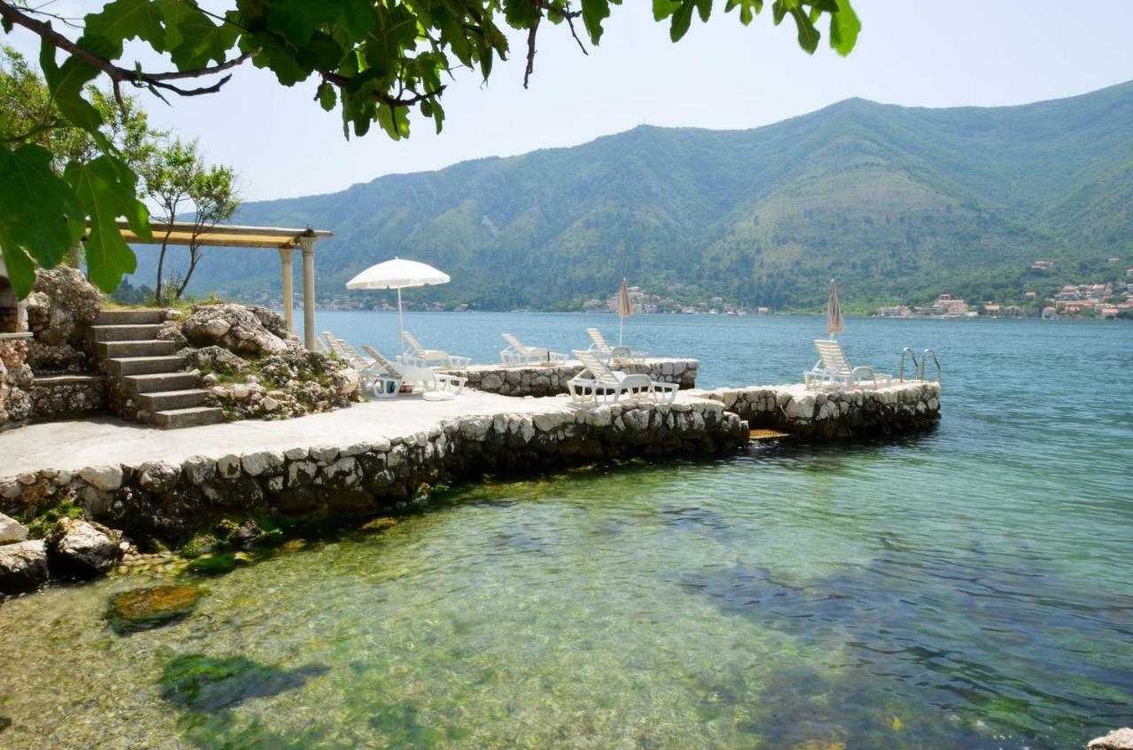 Guesthouse Grotta Di Nicola Kotor Exterior photo