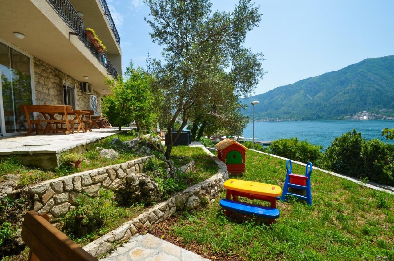 Guesthouse Grotta Di Nicola Kotor Exterior photo