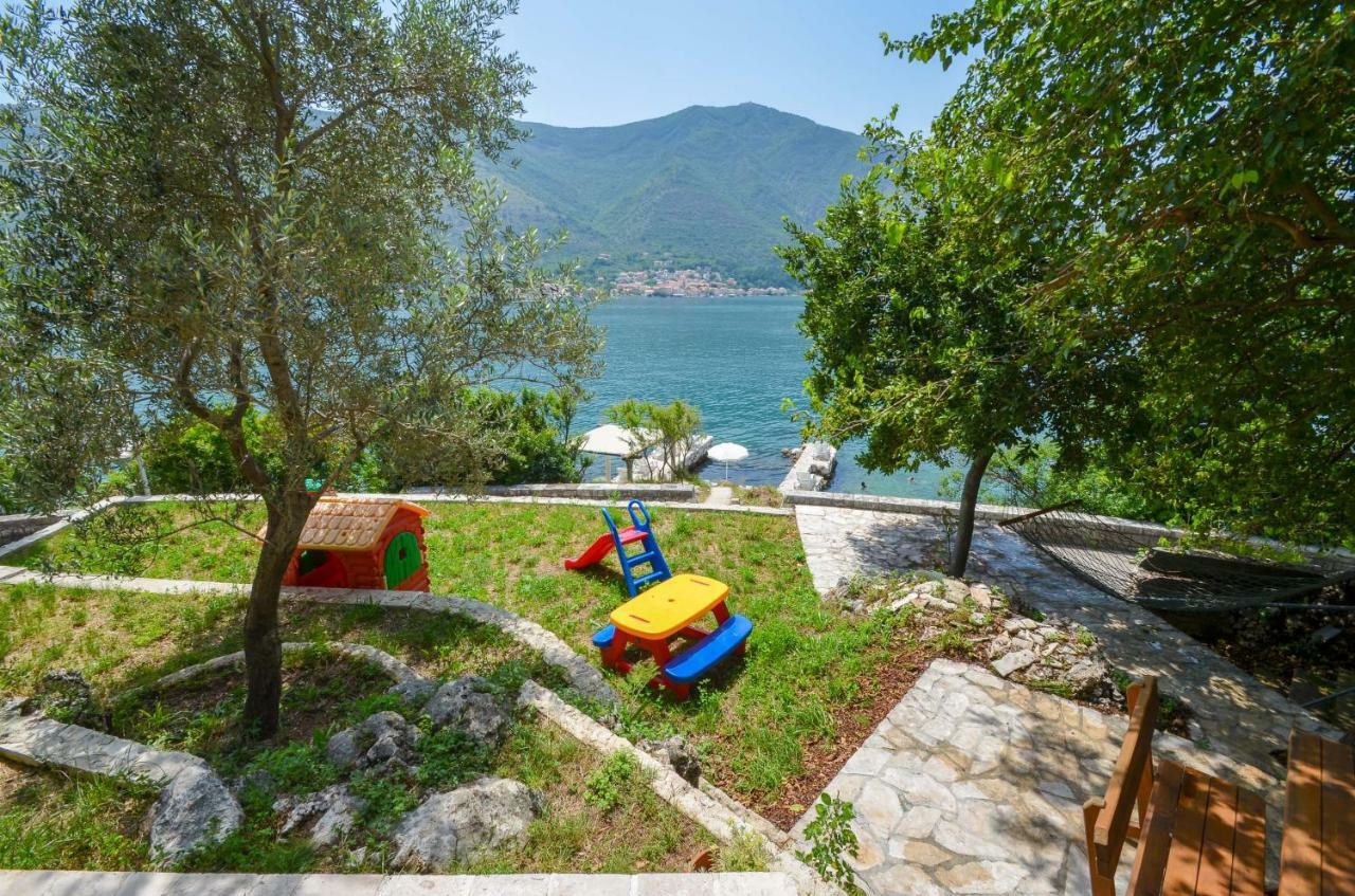 Guesthouse Grotta Di Nicola Kotor Exterior photo